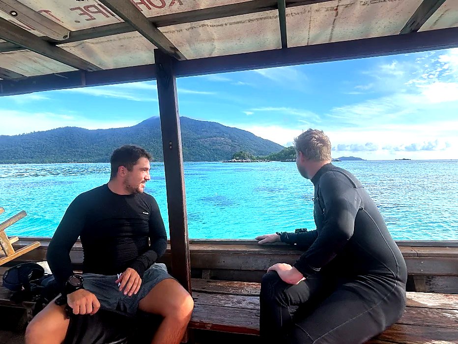 Scuba diver in Koh Lipe waters