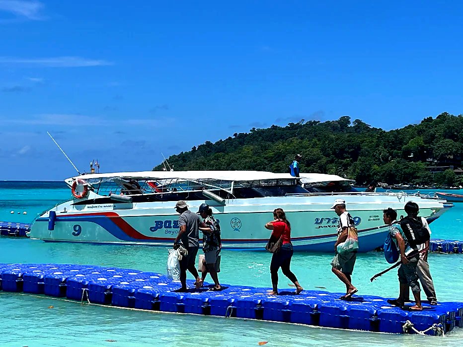 Floating immigration pier at Bundhaya, Koh Lipe